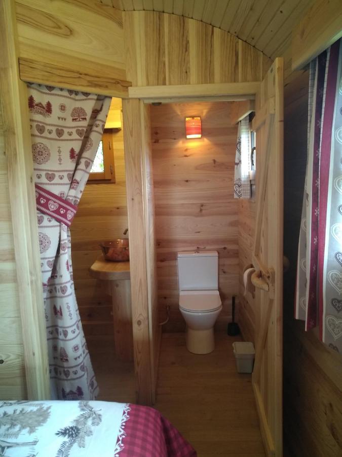 Au Paradou Du Bucheron Adults Only Lessive Luaran gambar