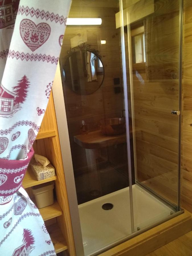 Au Paradou Du Bucheron Adults Only Lessive Luaran gambar