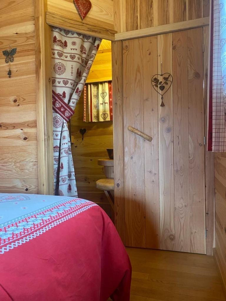 Au Paradou Du Bucheron Adults Only Lessive Luaran gambar